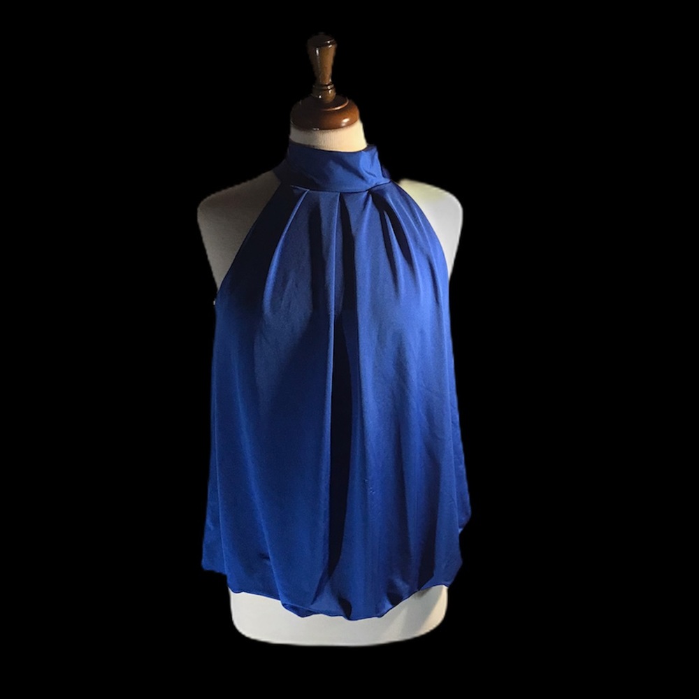 Blue moa moa top